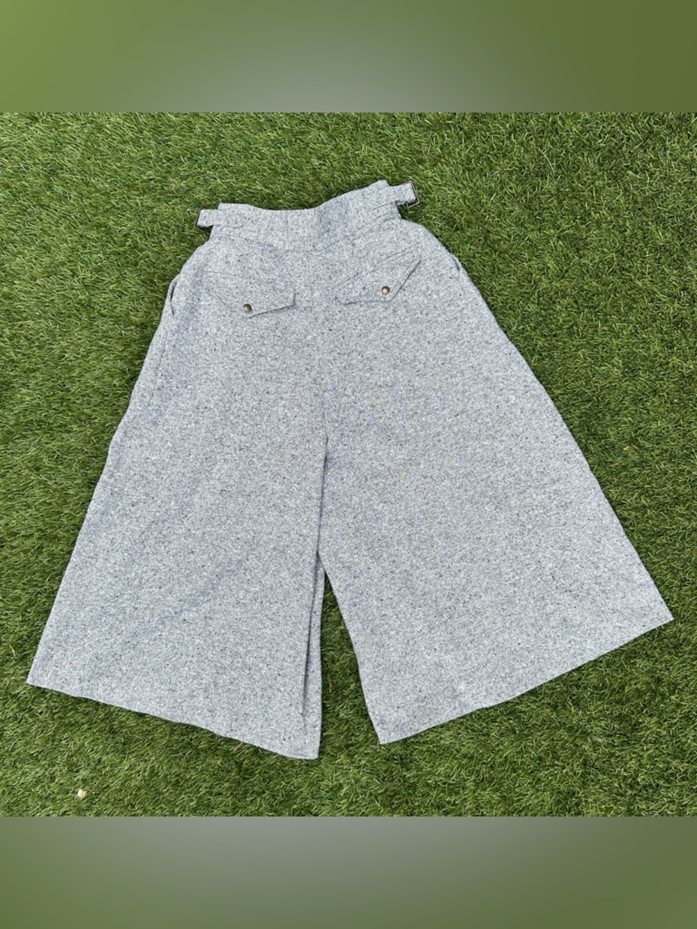Vintage French “Creation Beauharnais Modèle” Grey Wool Culottes- 25” Waist - Picture 9 of 10